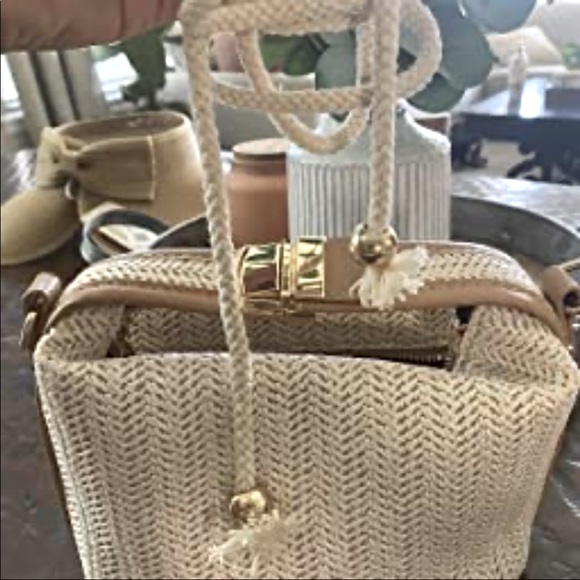 Straw Crossbody Bag - Picture 5 of 5